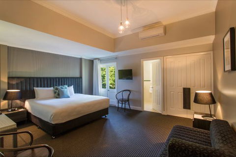 Oscar's On The Yarra - Accommodation QLD 6