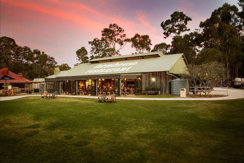 Paradise Country Farmstay - Accommodation QLD 5
