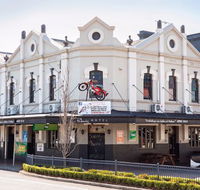 Pedens Hotel - Accommodation QLD