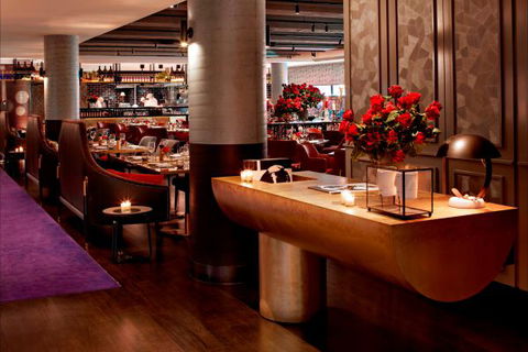 QT Melbourne - Accommodation QLD 3