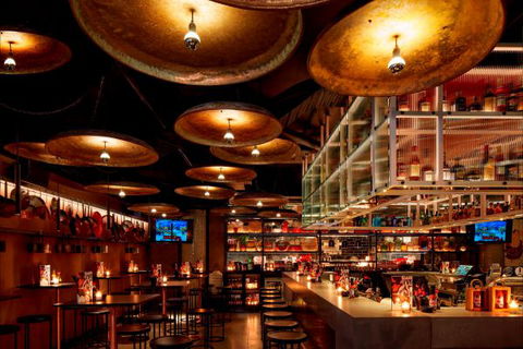 QT Melbourne - Accommodation QLD 4