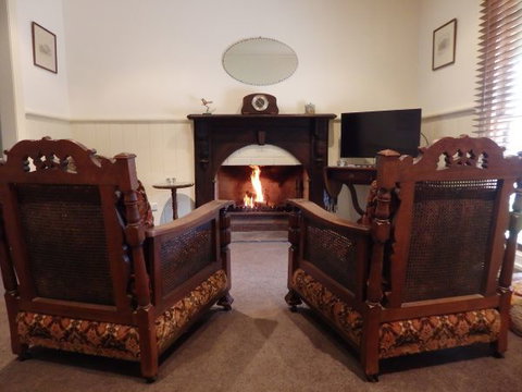 Quartz Cottage - Accommodation QLD 1