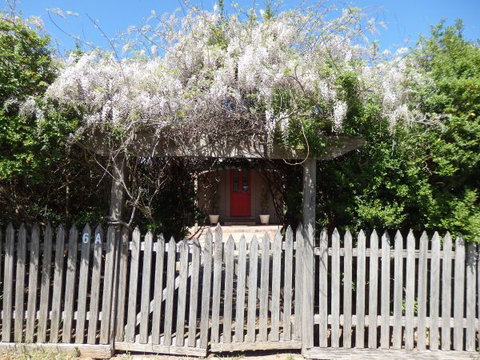 Quartz Cottage - Accommodation QLD 9