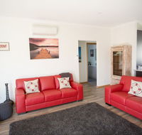 RED FIN part of BLUE FIN HOLIDAY HOMES - Accommodation QLD