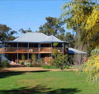 Riverwood Retreat - Accommodation QLD