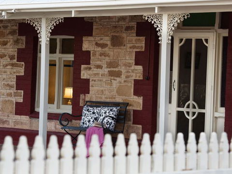 Rilli Retreat - Accommodation QLD 1
