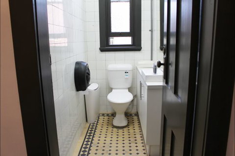 Royal Hotel Ryde - Accommodation QLD 8