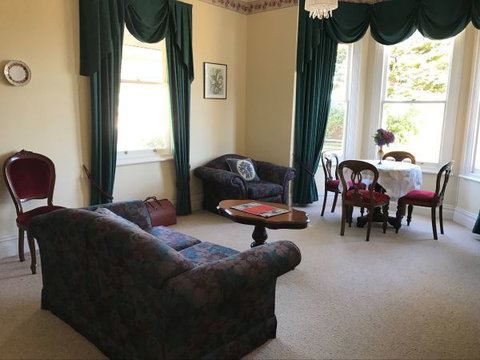 Stanley Guest House - Accommodation QLD 9