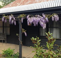 The Gold House - Accommodation QLD