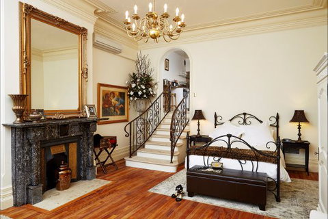 The Suites, Villa Belgravia - Accommodation QLD 1