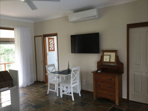 The Croft Bed And Breakfast - Accommodation QLD 3
