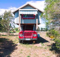 Torquay Farmstay  Blue Studio Truck - Accommodation QLD