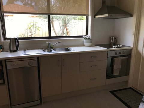 Townhouse On Deas - Accommodation QLD 5