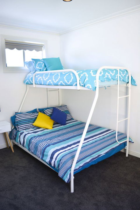 Turner Terrace - Accommodation QLD 3