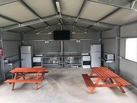 Waikerie Holiday Park - Accommodation QLD 2