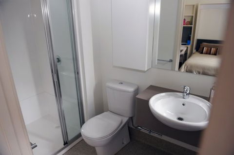 Yarra House - Accommodation QLD 3