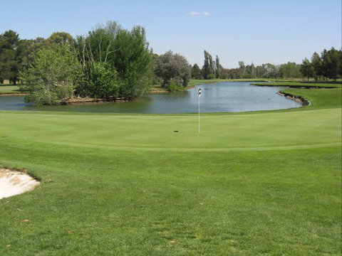 Yowani Country Club - Accommodation QLD 1