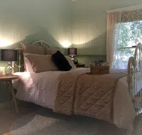 Telegraph Retreat Cottages - Accommodation QLD