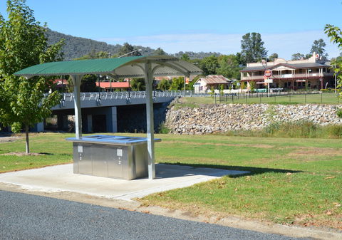 Adelong Golden Gully Caravan Park - Accommodation QLD 2