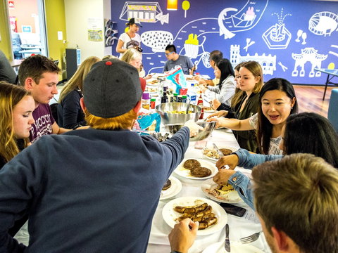 Adelaide Central YHA - Accommodation QLD 0