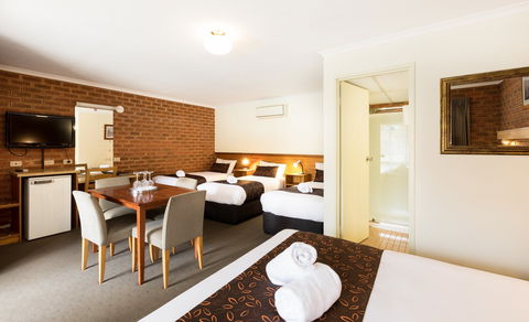 Advance Motel - Accommodation QLD 2