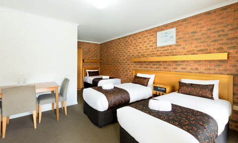 Advance Motel - Accommodation QLD 5