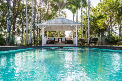 Aja - Accommodation QLD 5