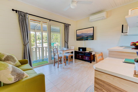All About Me Bed And Breakfast - Accommodation QLD 2