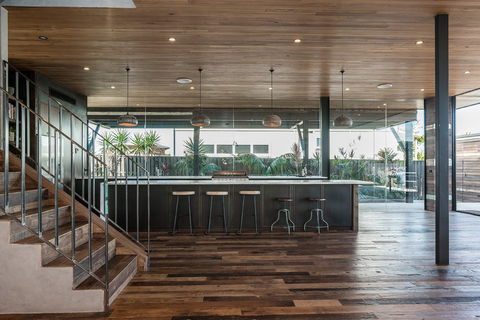 Beach Box - Accommodation QLD 5