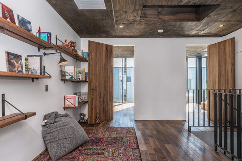 Beach Box - Accommodation QLD 7