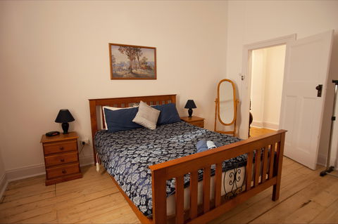 Black Jack Get-A-Way - Nana's Home - Accommodation QLD 1