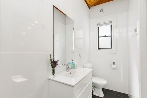 Blue Apple Lodge - Accommodation QLD 4