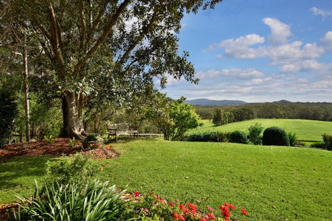Borrowdale - Accommodation QLD 4