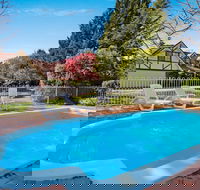 Cedar Cottage - Tudor Village Unit 3 - Accommodation QLD