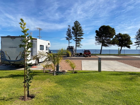 Ceduna Foreshore Caravan Park - Accommodation QLD 0