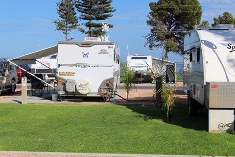 Ceduna Foreshore Caravan Park - Accommodation QLD 2