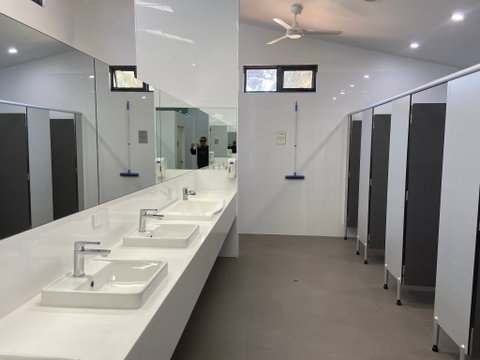 Ceduna Foreshore Caravan Park - Accommodation QLD 5