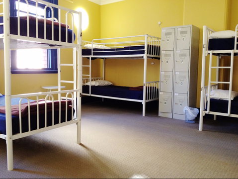 Central Perk Backpackers - Accommodation QLD 2
