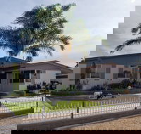 Chrissie's Palace - Accommodation QLD