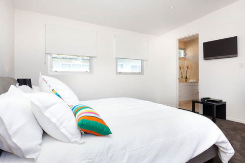 Clique Two - Accommodation QLD 3