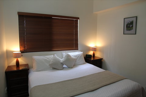 Darwin Deluxe Apartments - Accommodation QLD 3