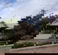 Dot's House - Accommodation QLD