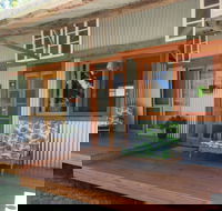 Fig Tree Retro Studio - Accommodation QLD