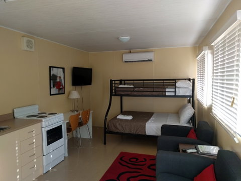 Glenwood Tourist Park And Motel - Accommodation QLD 5