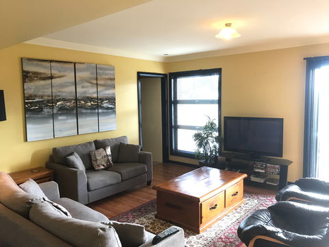 Glenmoore - Accommodation QLD 1