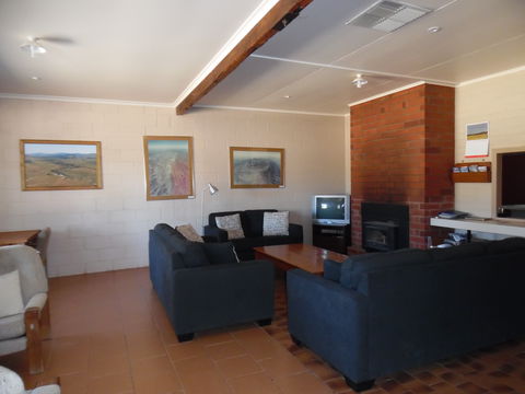Gum Creek Shearer's Quarters - Accommodation QLD 3