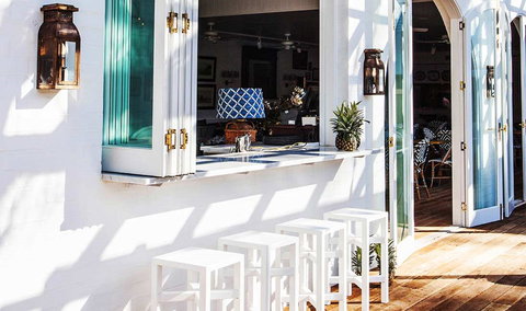 Halcyon House - Accommodation QLD 1