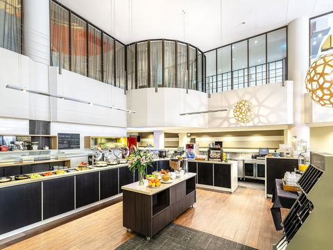 Ibis Melbourne Hotel & Apartments - Accommodation QLD 0