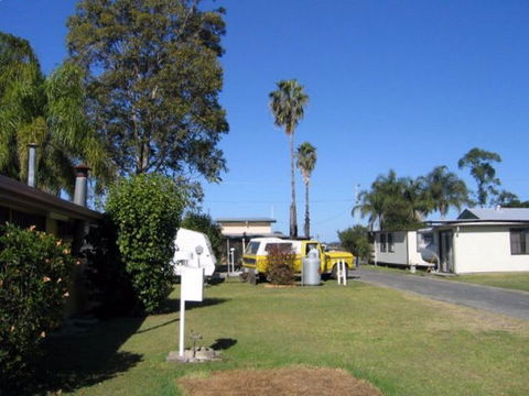 Browns Caravan Park - Accommodation QLD 0