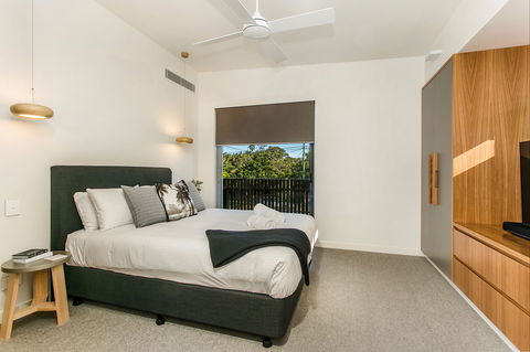 KoKo's Beach Houses Two - Accommodation QLD 4